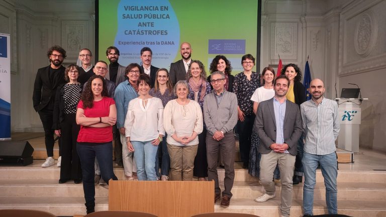 Foto familia Jornada Vigilancia SEE (2)